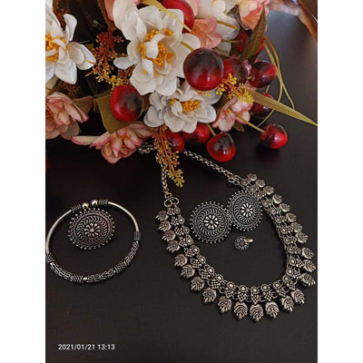 Short kolhapuri Necklace-Necklace-Oxidised Jewellery-Fashtreet India