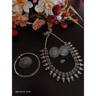 Short kolhapuri Necklace-Necklace-Oxidised Jewellery-Fashtreet India